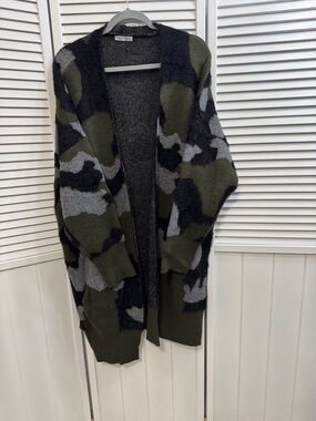 Dex Heathered Olive & Black Knit Cardigan
